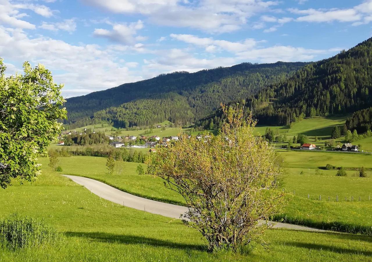 Pension & Ferienwohnung Sonnleiten Gnesau Exteriör bild