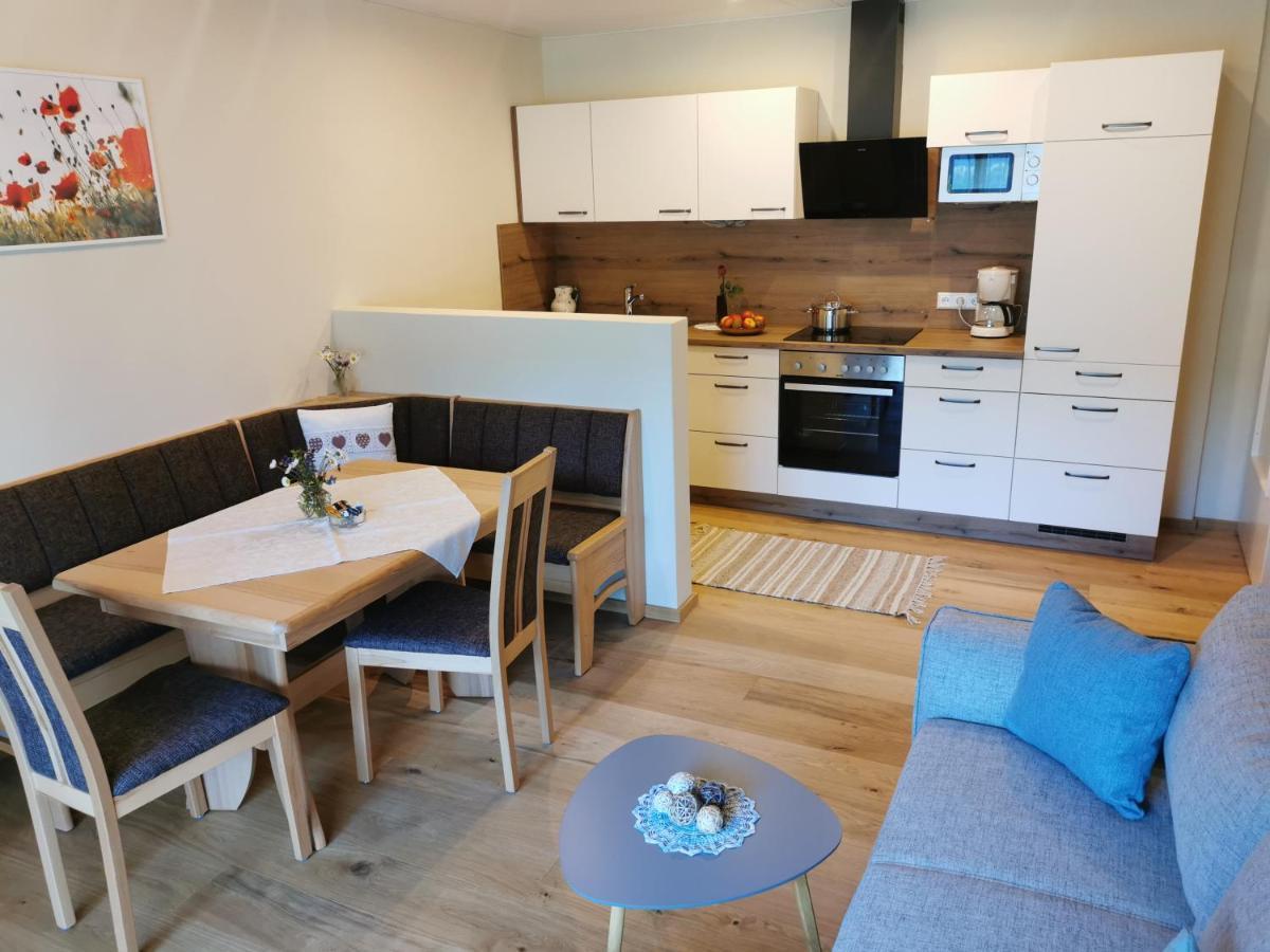 Pension & Ferienwohnung Sonnleiten Gnesau Exteriör bild