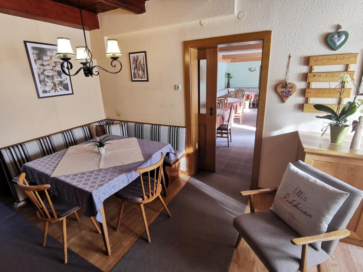 Pension & Ferienwohnung Sonnleiten Gnesau Exteriör bild