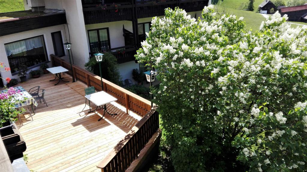 Pension & Ferienwohnung Sonnleiten Gnesau Exteriör bild