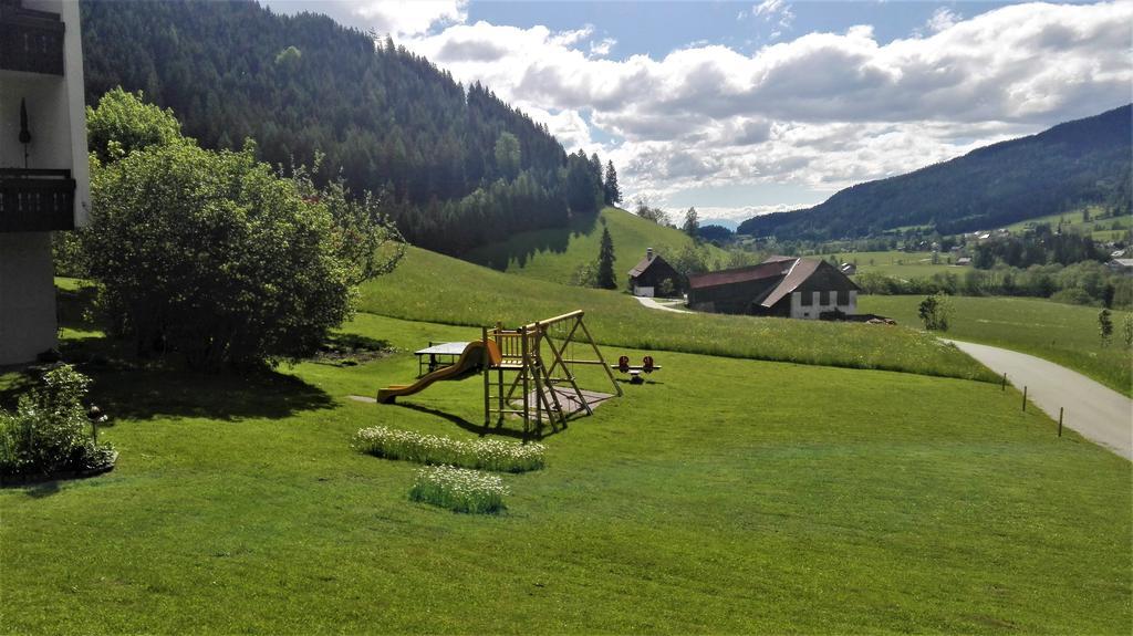 Pension & Ferienwohnung Sonnleiten Gnesau Exteriör bild